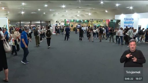 UE cede em cimeira do clima para salvar acordo multilateral