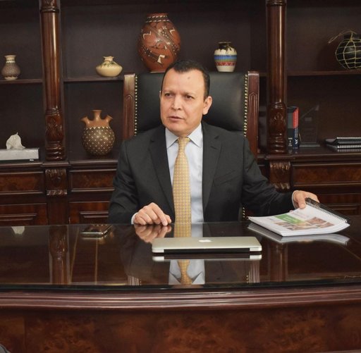Disputa en Chihuahua: Auditor Acosta Félix acusa a Javier Corral de combate “selectivo” a la corrupción