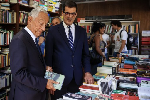 Feira do Livro do Porto arranca com grande afluência e otimismo dos editores