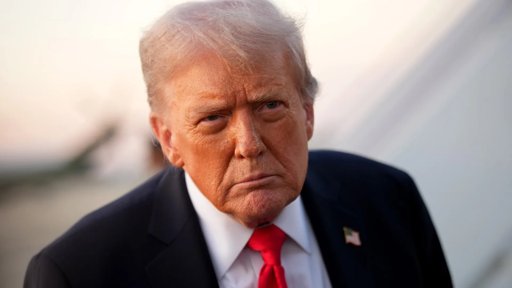 Trump Envia Forças Federais para Cidades Americanas, Gerando Conflitos Legais