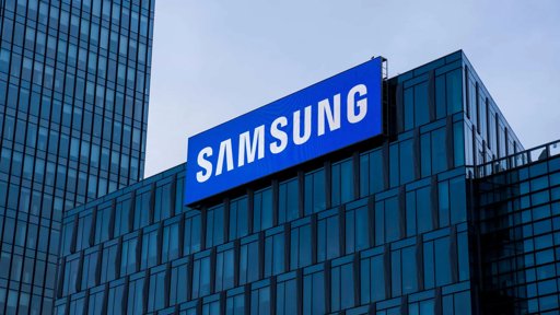 Samsung Prepara Primeiro Smartphone Dobrável Triplo, mas Lançamento é Incerto