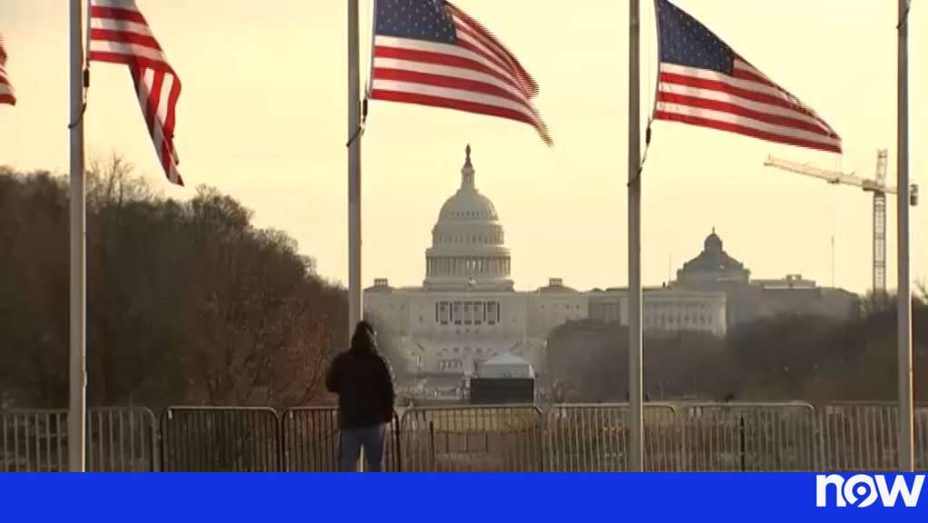 UE e EUA fecham acordo para tarifa de 15%, mas Trump ameaça com subida para 35%