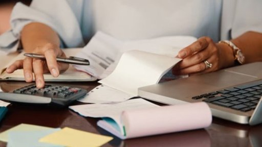 DIAN intensifica fiscalización sobre facturación electrónica con miles de visitas a comercios