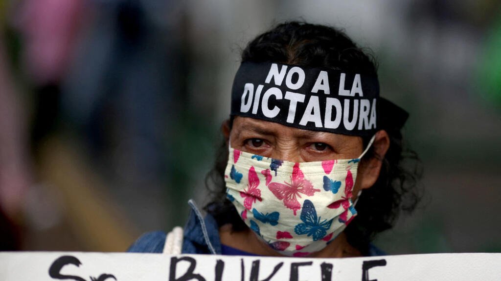 Bukele consolida su poder en El Salvador con reelección indefinida