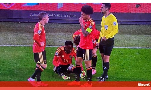 Dodi Lukebakio Sai Lesionado ao Serviço da Bélgica e Preocupa Benfica