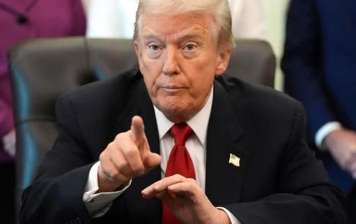 Trump Impulsa Vasto Plan de Perforación Petrolera en Aguas de California y Florida