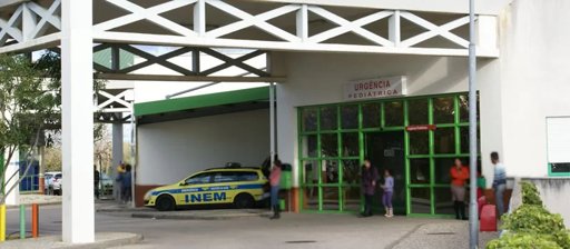 Atrasos na Avaliação de Desempenho Bloqueiam Carreira dos Enfermeiros no Algarve