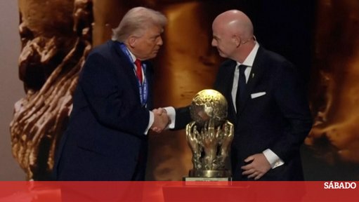 Donald Trump recebe Prémio da Paz da FIFA e define nova estratégia de segurança nacional