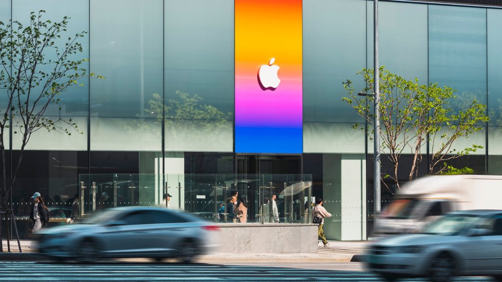 Apple Pondera Alterar Estratégia de Lançamento com o iPhone 18 e o Primeiro Dobrável