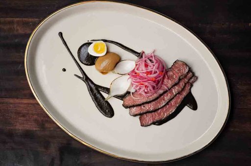 Pujol: Entre un Nuevo Menú de Temporada y un Descenso en Rankings Internacionales