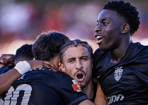 Sporting B goleia Leixões e assume liderança isolada da II Liga