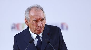 Crise política em França representa risco acrescido para a zona euro, alerta BCE