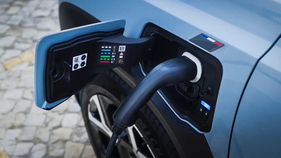 Aprovado novo regime para simplificar mobilidade elétrica