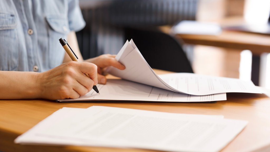 Governo Apresenta Reforma Laboral com Alterações em Mais de 100 Artigos do Código do Trabalho