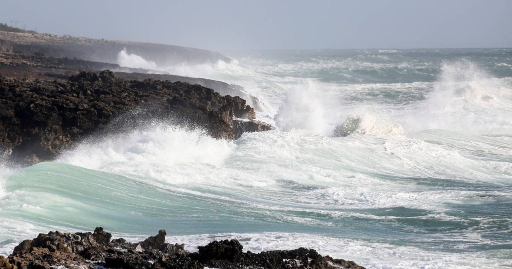 Governo Propõe Prisão para Posse Ilegal de Lanchas Rápidas no Combate ao Narcotráfico