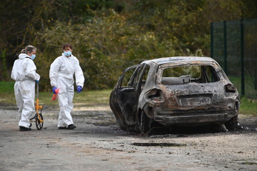 Attaque à la voiture-bélier sur l'île d'Oléron : le débat sur la qualification terroriste