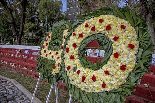 México conmemora a las víctimas de los sismos de 1985 y 2017 con actos solemnes